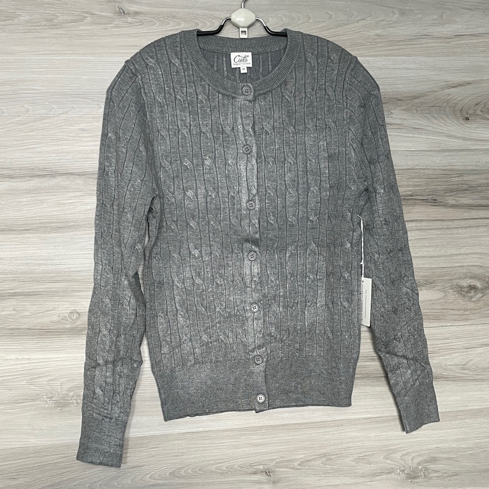 NWT- Women's Cielo Soft and Sexy Cable Knit Cardigan, Heather Gray